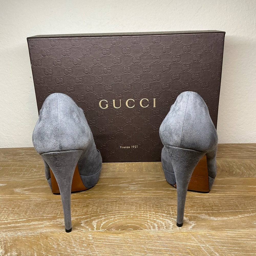 Gucci Betty Grey Suede Peep-Toe T-strap Platform Pump Womens Size 37.5 - Picture 4 of 14